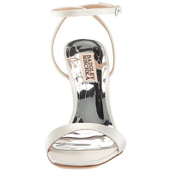 BADGLEY MISCHKA WOMEN'S IVETTE HEELED SANDAL, SOFT WHITE, 6.5 - Picture 3 of 9